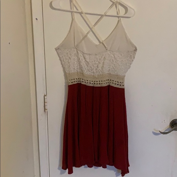 Red dress - Picture 2 of 2